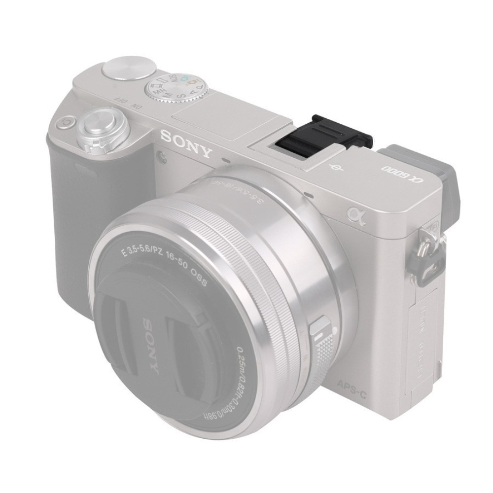 غطاء حماية هوت شو (Hot Shoe) ج - مراجعة Nikon Camera Z50 وسعره